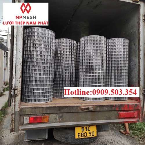 Cuộn lưới hàn inox 304 mắt 20x20mm, khổ 1m x 20m, mối hàn đều đẹp