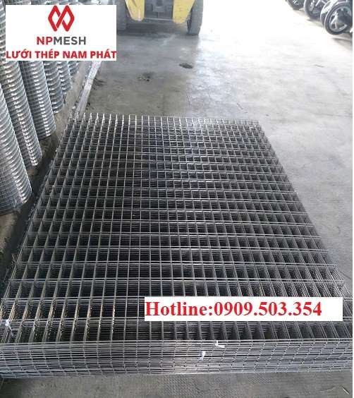 Cận cảnh ô lưới inox hàn 304 mắt 20x20mm, mối hàn thẳng hàng