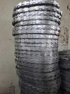 Dây kẽm lam chống trộm