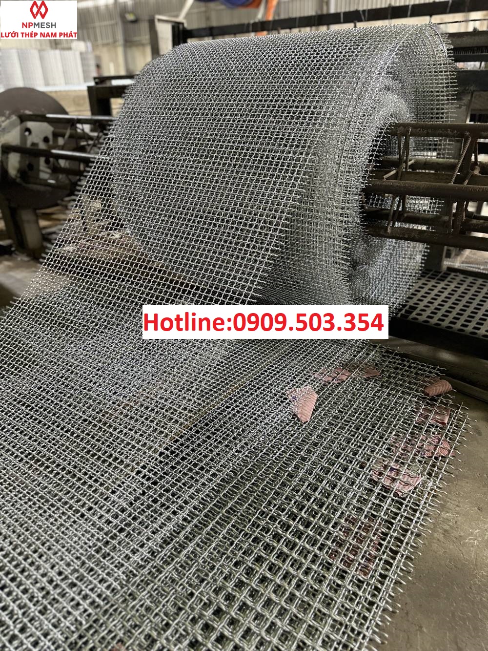 Máy dệt lưới inox đan 304 tự động trong nhà xưởng, dệt dây inox thành lưới thép không gỉ chất lượng cao